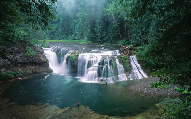 Водопад Мосбрей, США