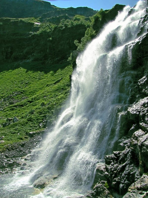Карачаево-Черкесская Республика медовые водопады