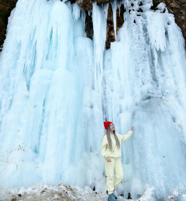 Абзановский ледяной водопад