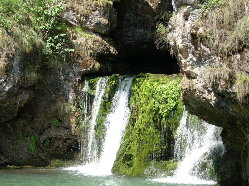 Водопад Пхлио