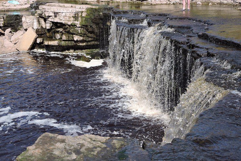 Водопад на реке Тосна