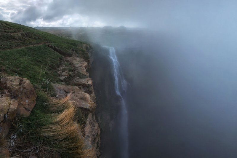 Хучнинский водопад горы