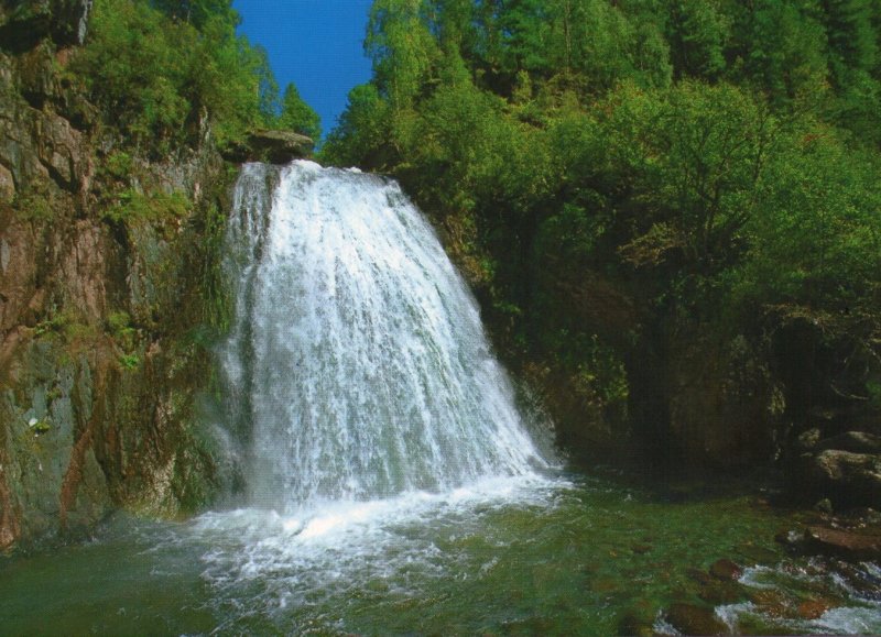 Водопад Корбу Алтайский край