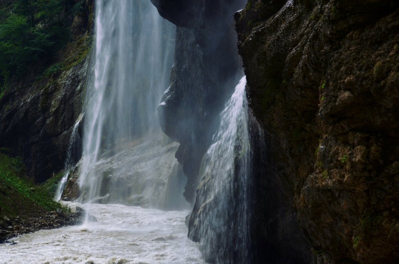 Чегемское ущелье и водопады