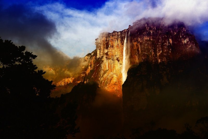 Природа водопад Анхель