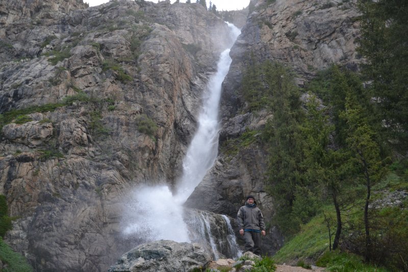 Водопад Текели Бурхан Булак