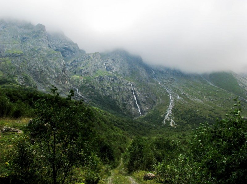 Долина водопадов Северная Осетия