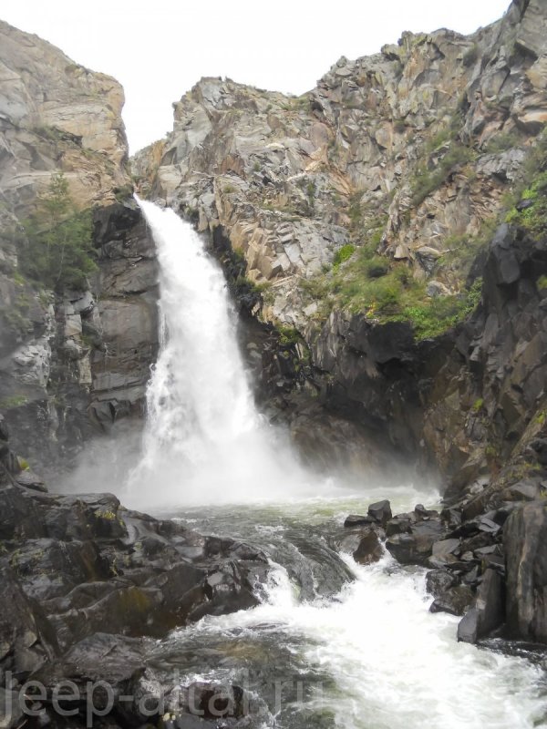 Водопад Куркуре. Республика Алтай
