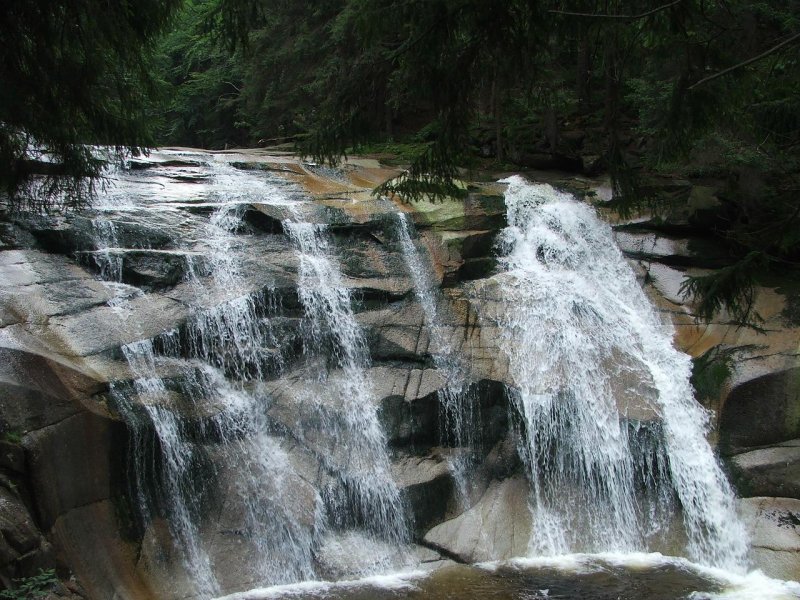 Sauzier Waterfall фото