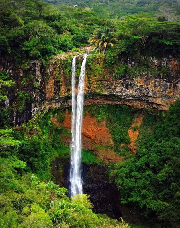 Водопад Александра Маврикий