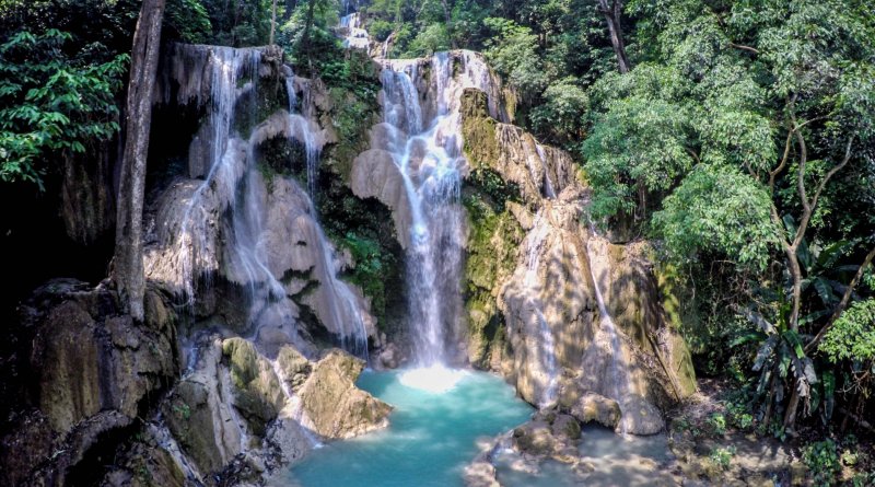 Водопад Куанг си Лаос