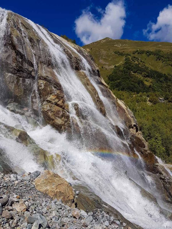 Водопад Эмир Джилы Су