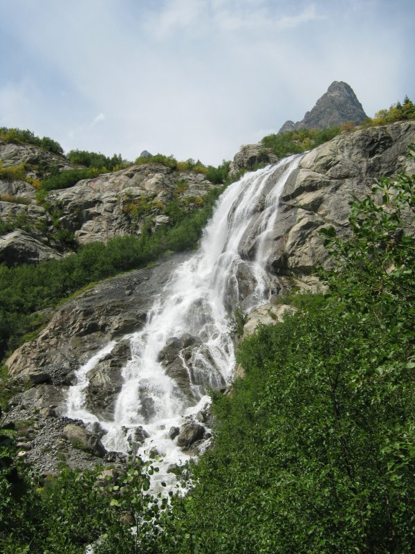Чучхурские водопады Домбай