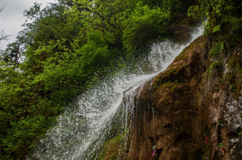 Водопад мужские слезы Абхазия Легенда
