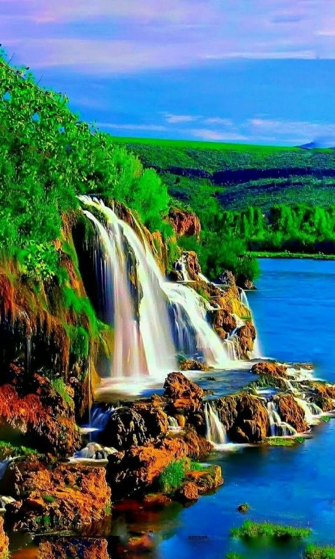 Красивые пейзажи с водопадами