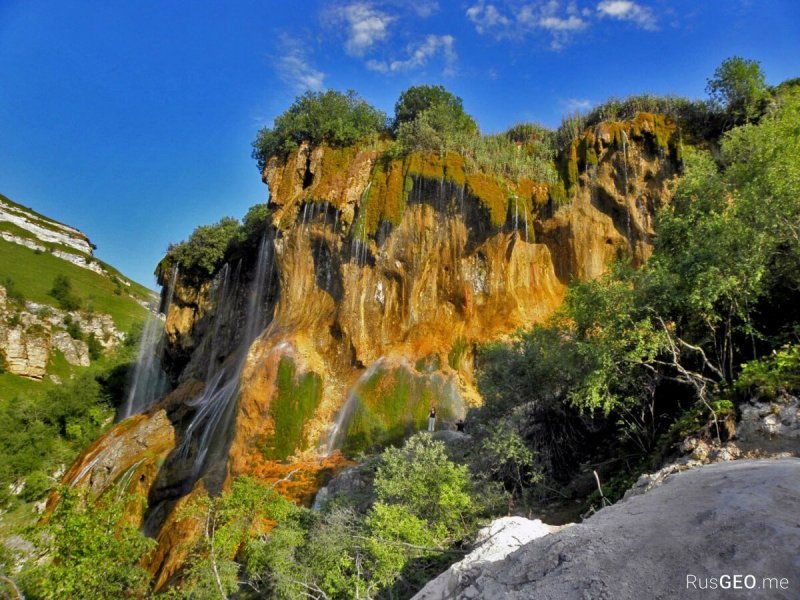 Царские водопады и озера Шадхурей