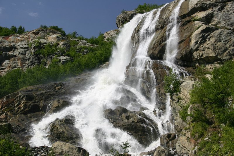 Чучхурские водопады Домбай