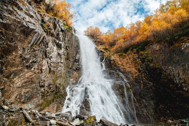 Водопад шумка Домбай