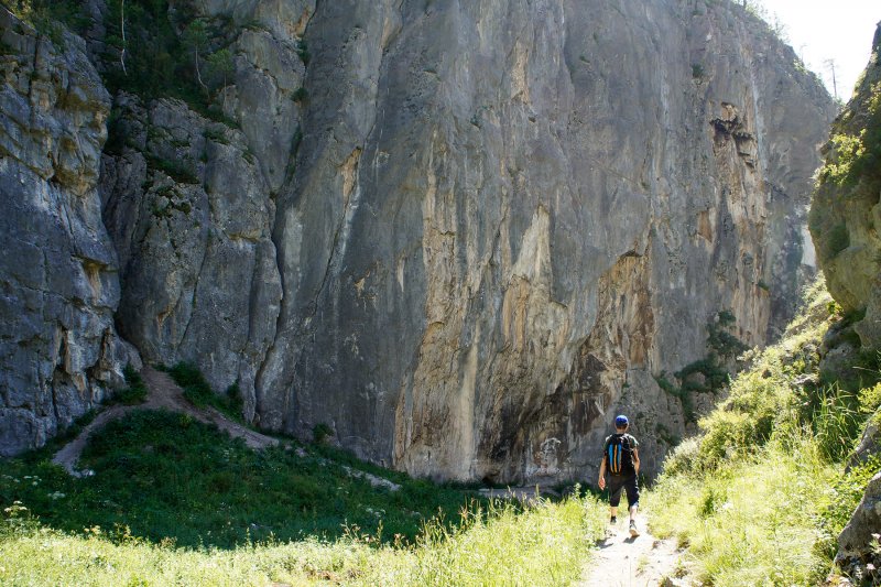 Скальное ущелье Алтай