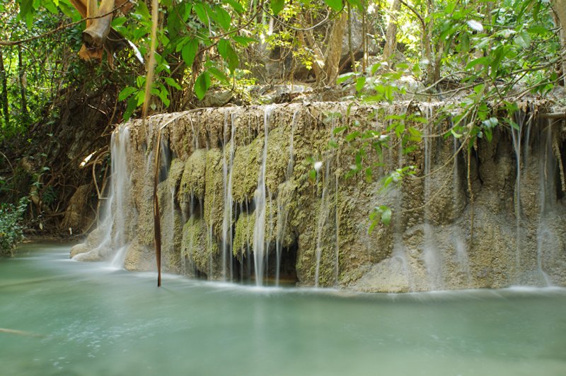 Каскадный водопад Эраван