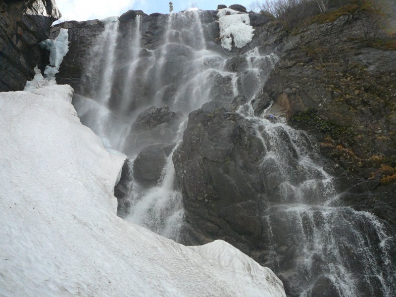 Водопад мраморный Ергаки