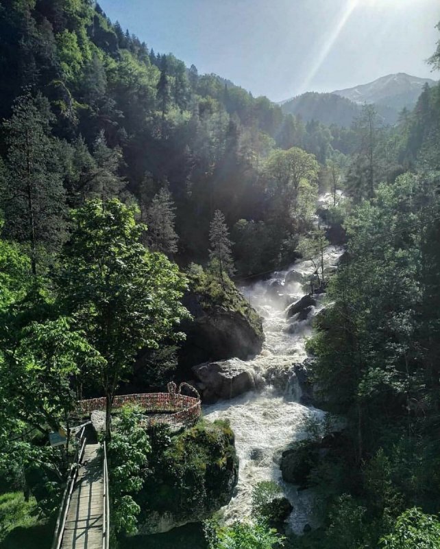 Водопад любви Абхазия