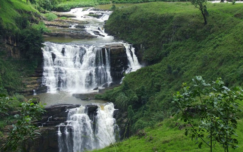 Фата невесты водопад Шри Ланка