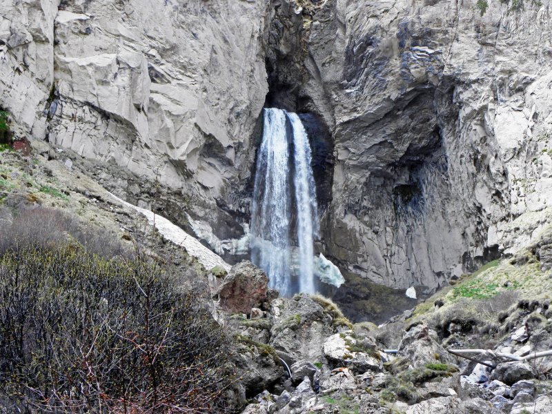 Водопад Кызылкол-Су