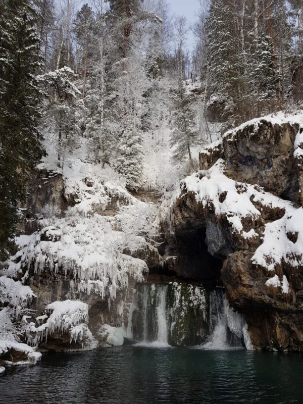 Водопад Атыш зимой