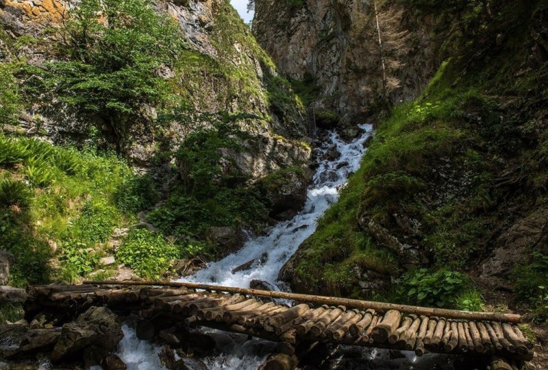 Алибекские водопады турье экскурсии