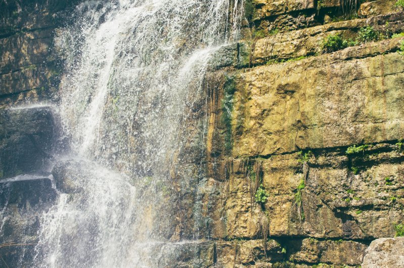 Нугушское водохранилище водопад