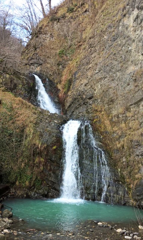 Первый Змейковский водопад Сочи