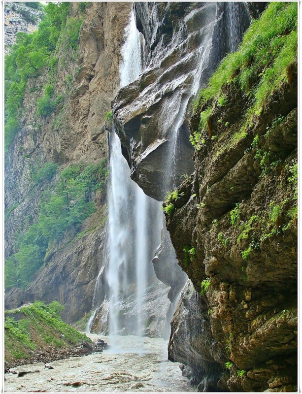 Железноводск — Кисловодск - Чегемские водопады коллаж