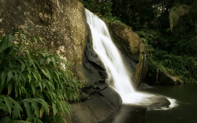 Madakaripura водопад