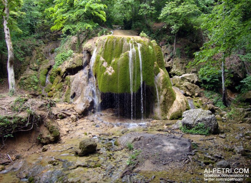 Водопад серебряные струи
