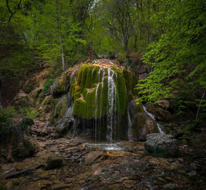 Большой каньон Крыма водопад серебряные струи