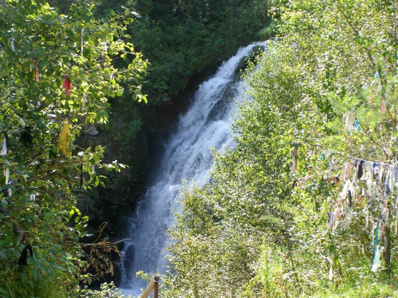 Залесово водопад