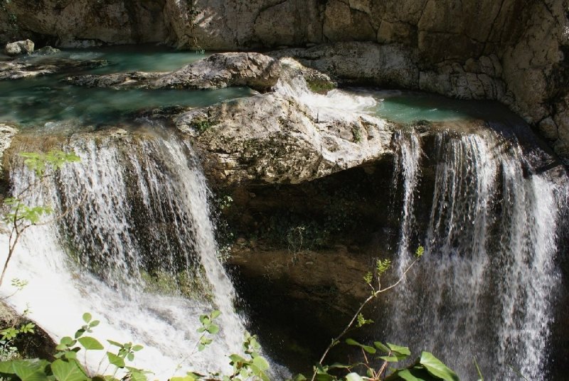 Водопад Агура в Сочи