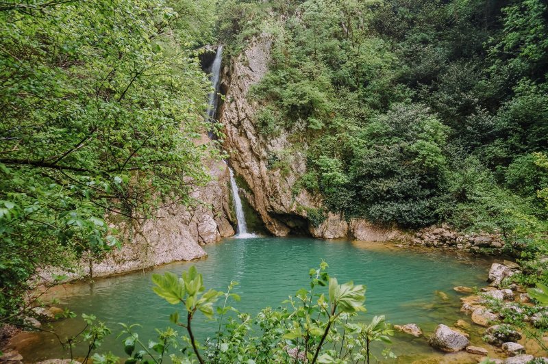 Хоста Агурские водопады