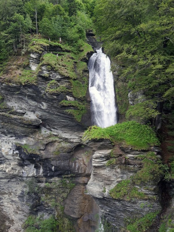 Рейхенбахский водопад Швейцария