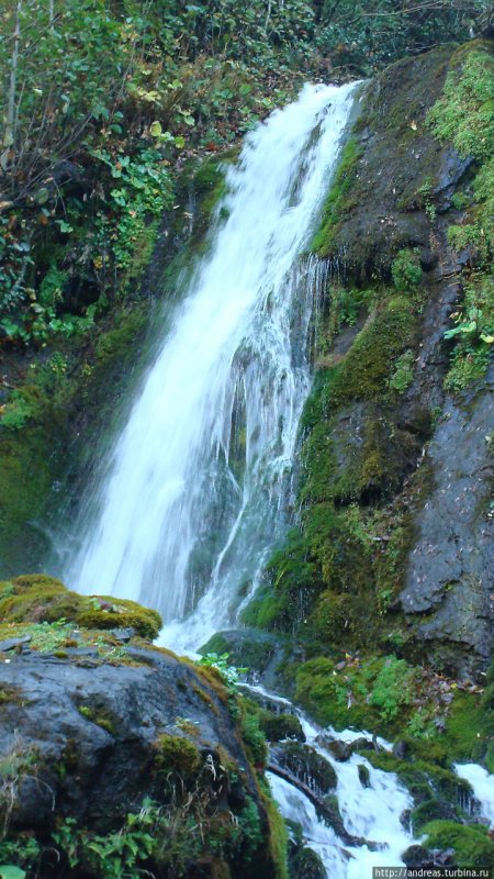 Молочный водопад Абхазия зимой