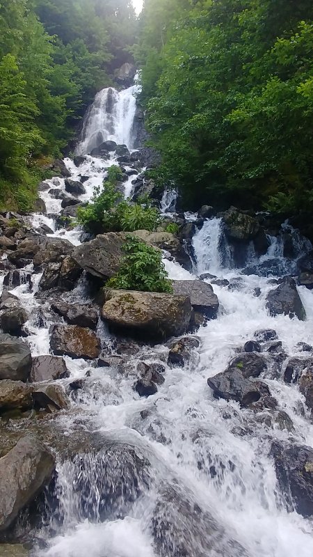Молочный водопад Грузия