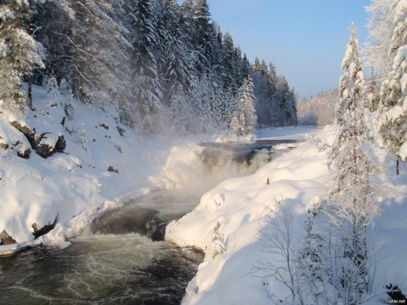 Водопад Кивач в Карелии зимой
