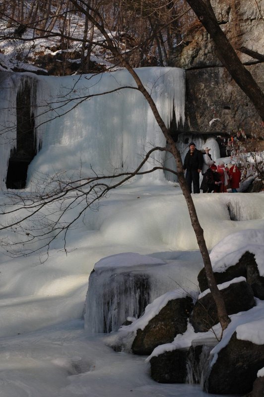 Кравцовские водопады Приморский зимой