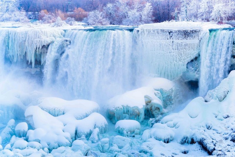 Ниагарский водопад фото заморожен