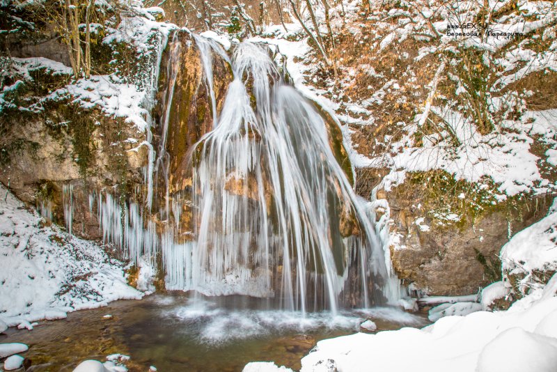 Беловский водопад Новосибирская зимой