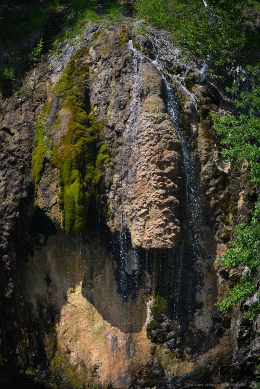 Карпысакский водопад зимой