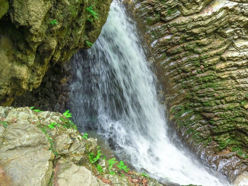 Водопады Руфабго