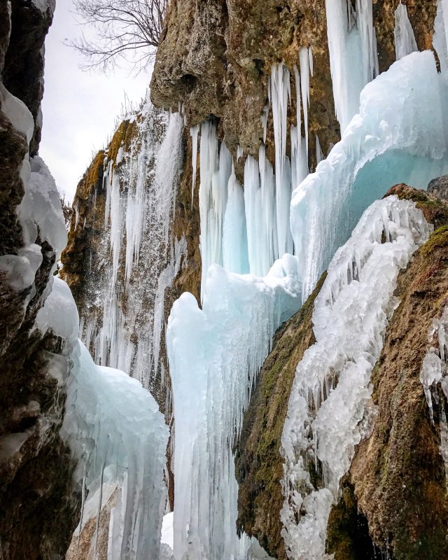 Чегемские водопады зим