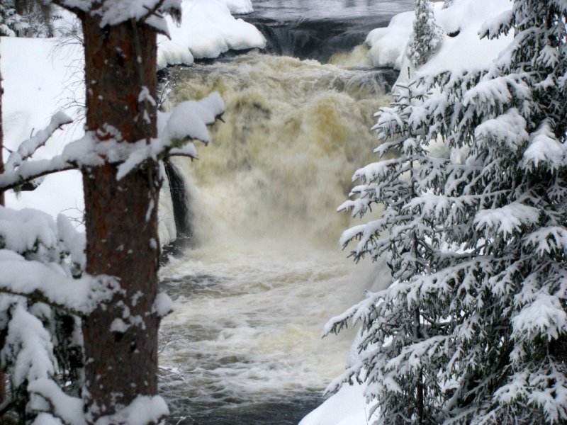 Водопад Петрозаводск зимой